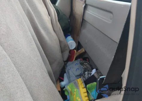 2002 Ford F-150 Xl/Xlt z USA, uszkodzony, nr VIN 2FTRF17W92CB01586